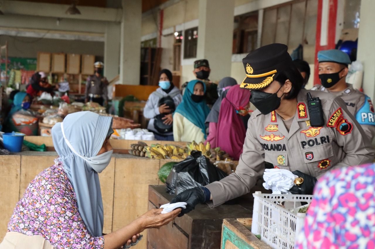 POLRES MAGELANG KOTA SIDAK DI PASAR REJOWINANGUN KOTA MAGELANG