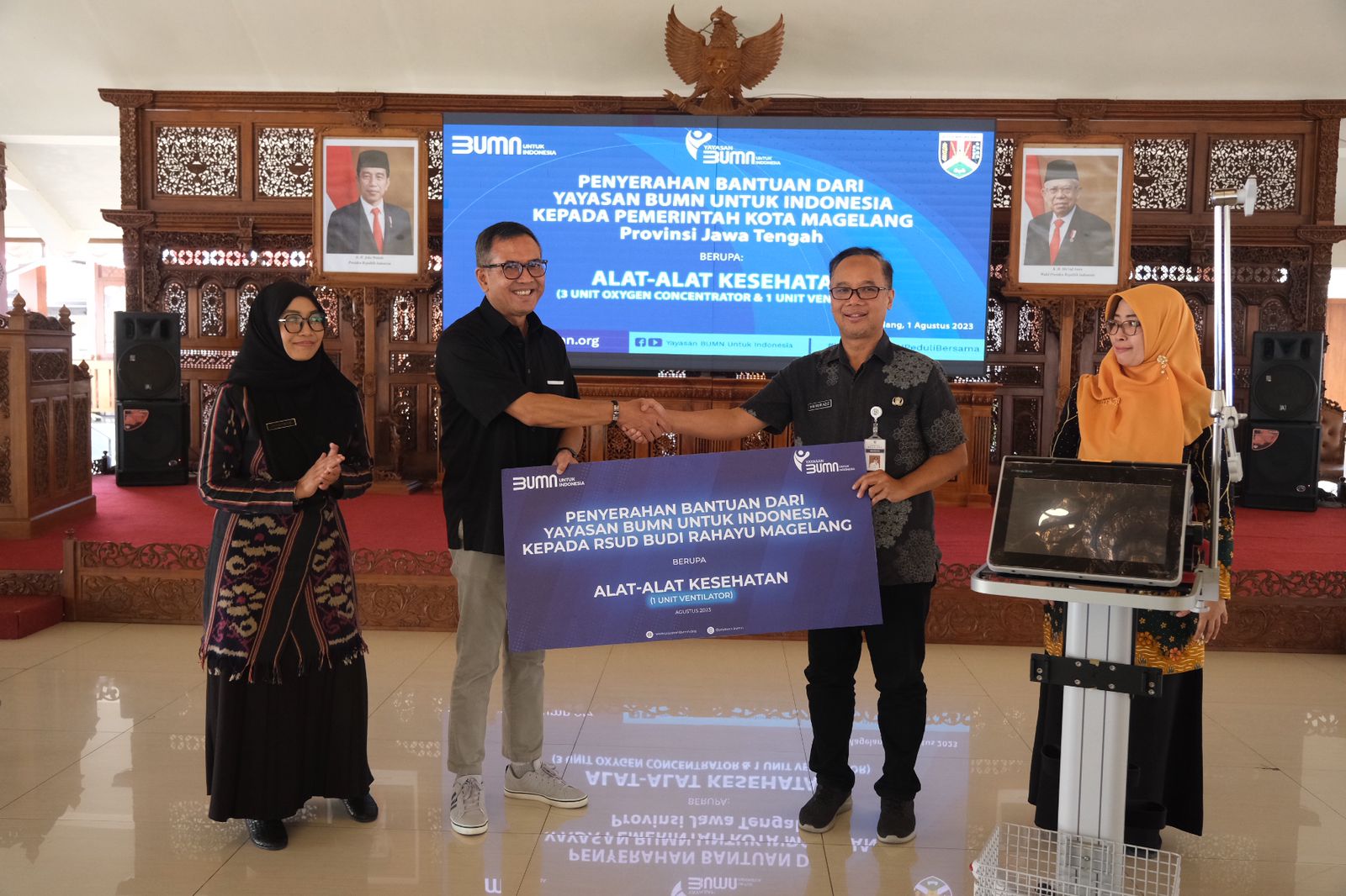 RSUD BUDI RAHAYU MAGELANG DAPAT BANTUAN VENTILATOR DAN OXYGEN CONCETRATOR DARI YAYASAN BUMN