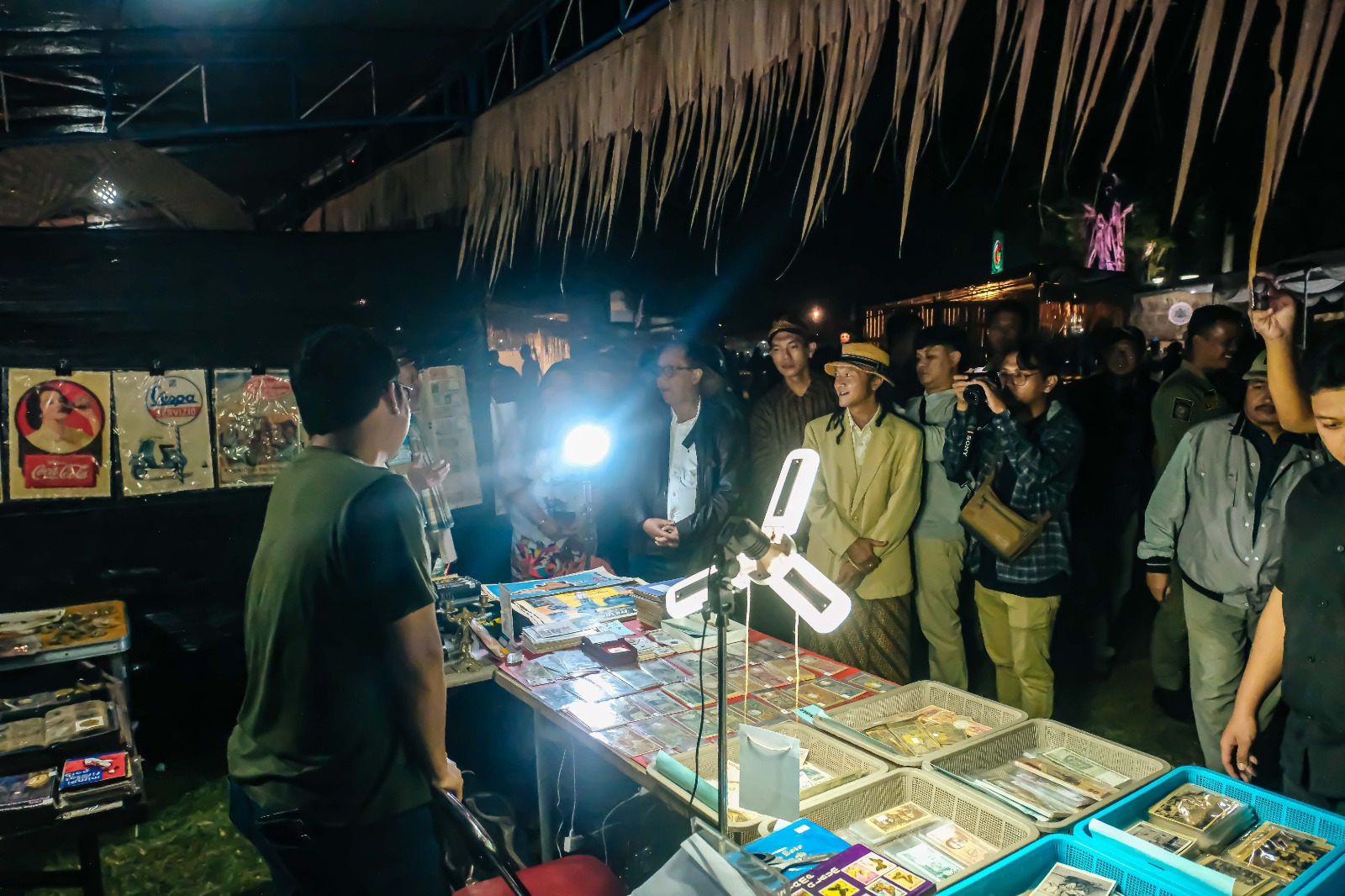 PAMERAN MAGELANG TEMPO DOELOE SUKSES AJAK WARGA MAGELANG BERNOSTALGIA