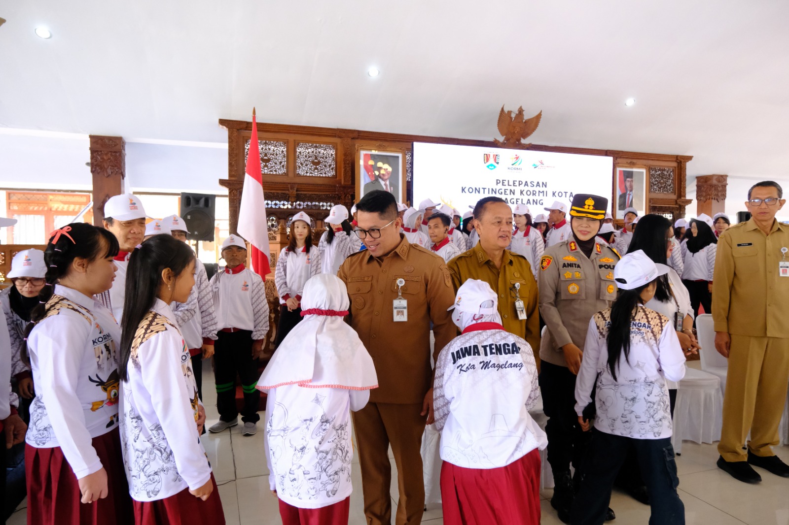 Wali Kota Magelang Lepas Kontingen KORMI ke FORNAS VIII NTB