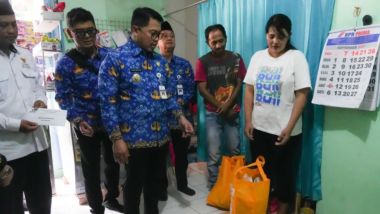 Wali Kota Magelang Beri Bantuan Balita Penderita Autoimun Kulit