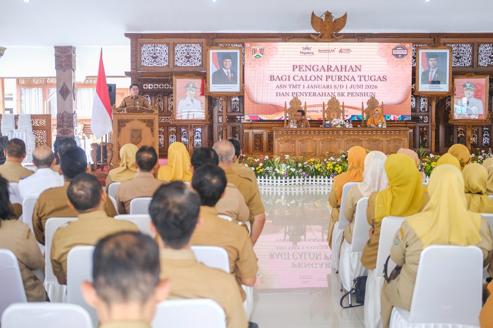 Setelah Puluhan Tahun Mengabdi, 54 ASN Kota Magelang Terima SK Pensiun