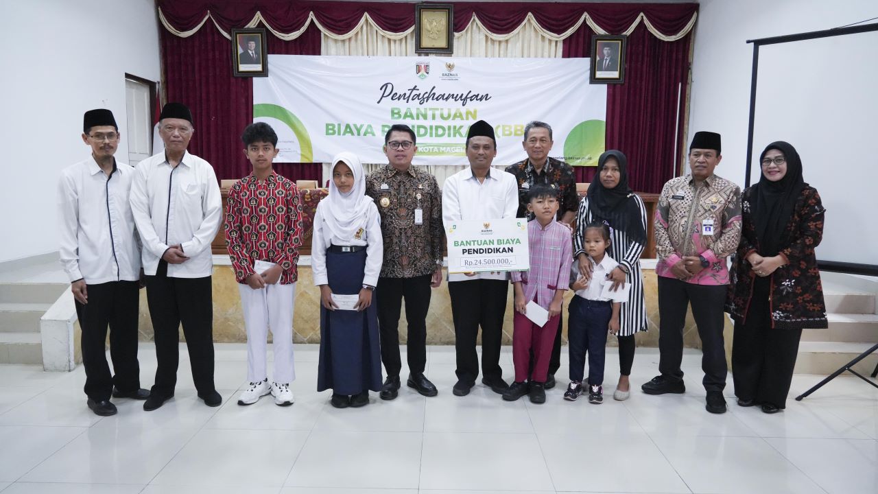 Baznas Salurkan Bantuan Pendidikan untuk 74 Siswa, Total Rp24,5 Juta