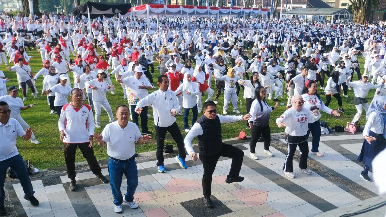 Ribuan Warga Kota Magelang Antusias Ikuti Senam ASRI, Pengundian MGS dan FORKOT III 2026