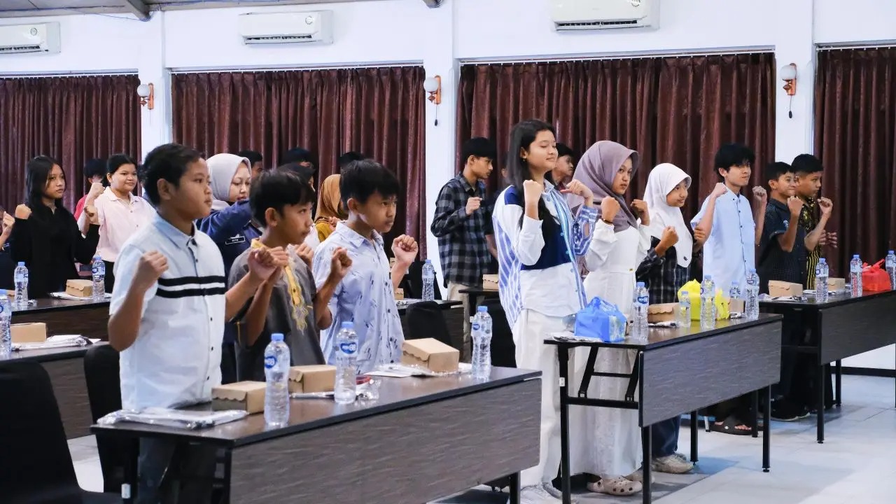 Pesan Damar untuk Anak-Anak PMKS Kota Magelang: Semangat Belajar dan Bermimpi Besar