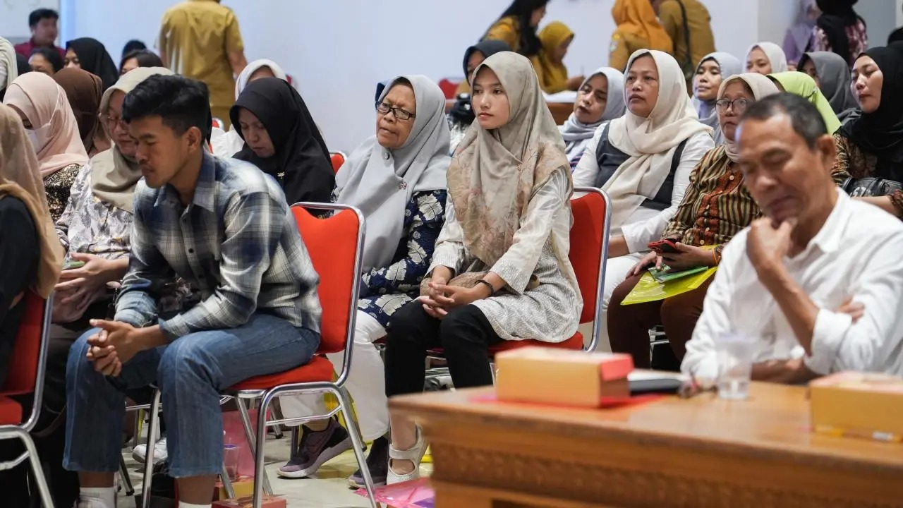 100 Pelaku Usaha Mikro Kota Magelan Dibekali Strategi Pengembangan Bisnis